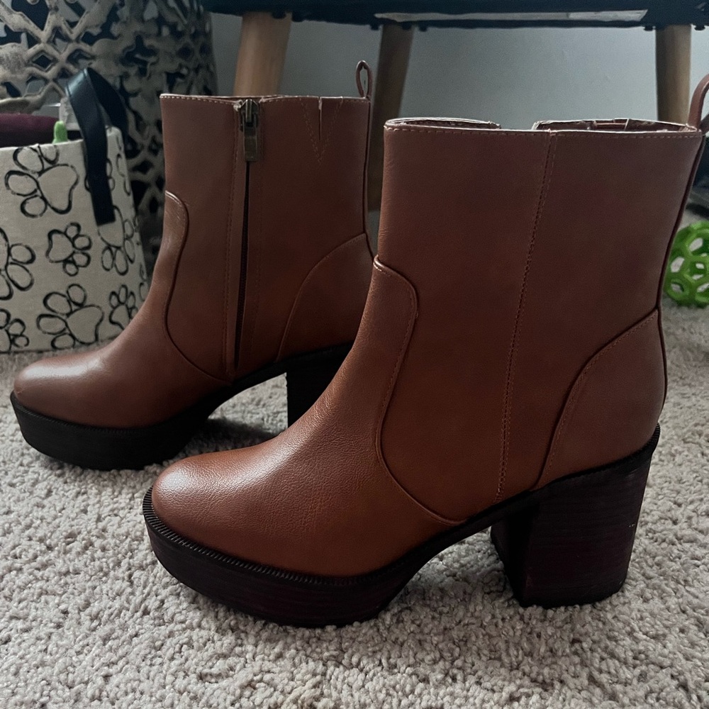 House of Harlow 1960 Festival Platform Boots in Cognac